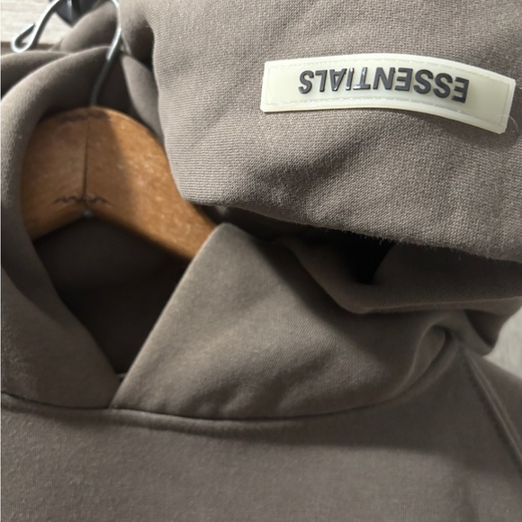 Fear of God ESSENTIALS Hoodie — Size Large — Great Condition - Picture 3 of 6